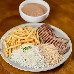 Bife da casa / House steak