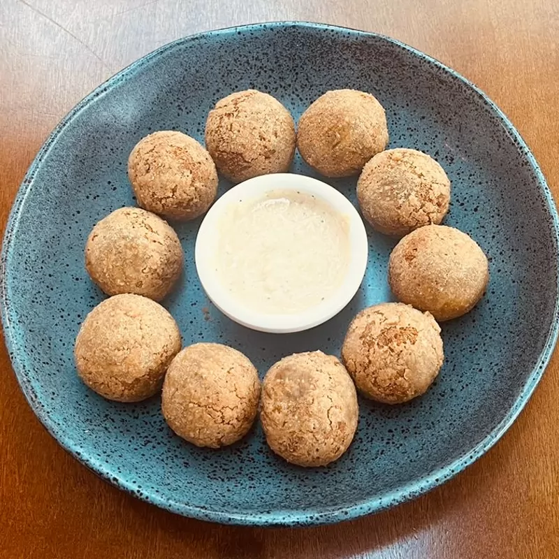 Bolinho de falafel / Falafel dumpling