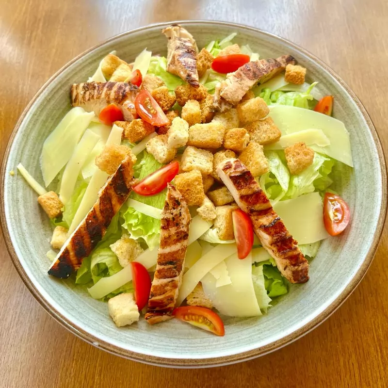 Salada Caesar