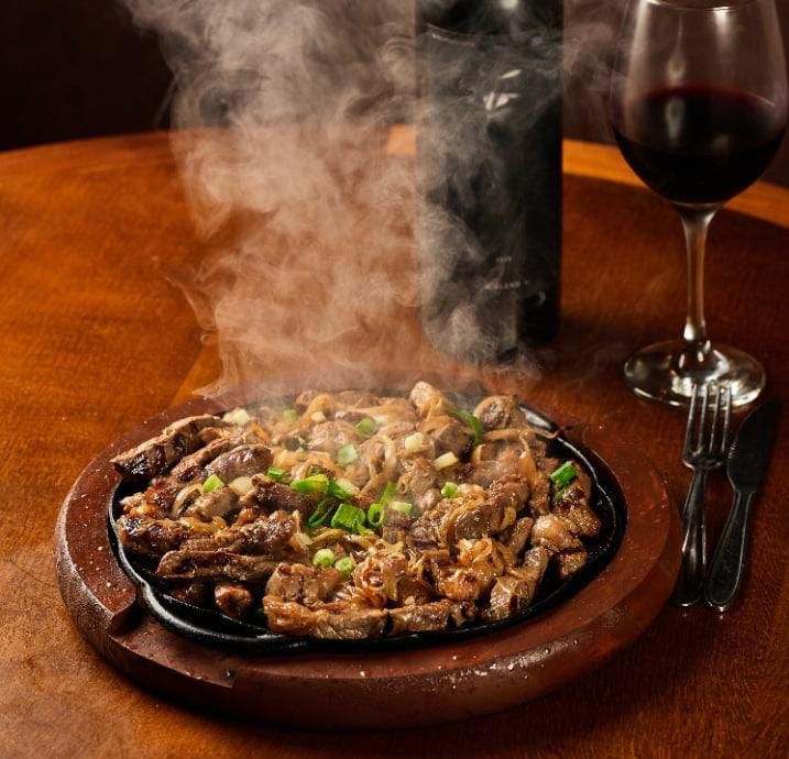 Contra filet acebolado / Against filet with onions