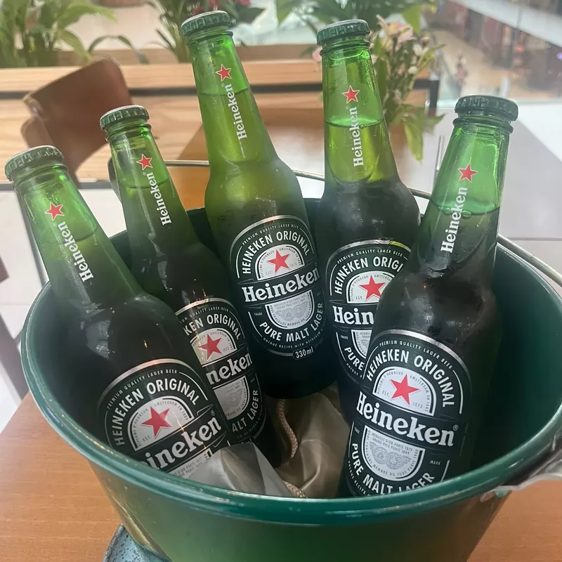 BALDE COM HEINEEKEN LONG NECK