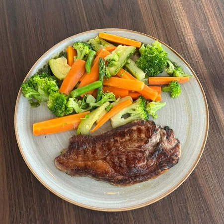 Bife da casa / House steak