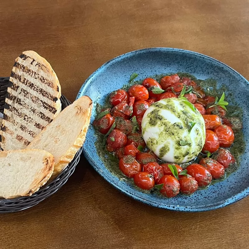Burrata Caprese