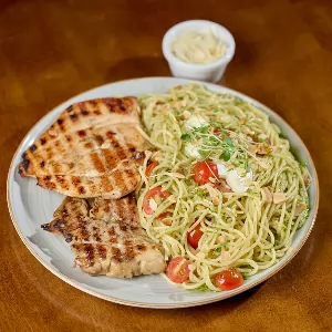 Galeto Grelhado ao Spaghetti Pesto