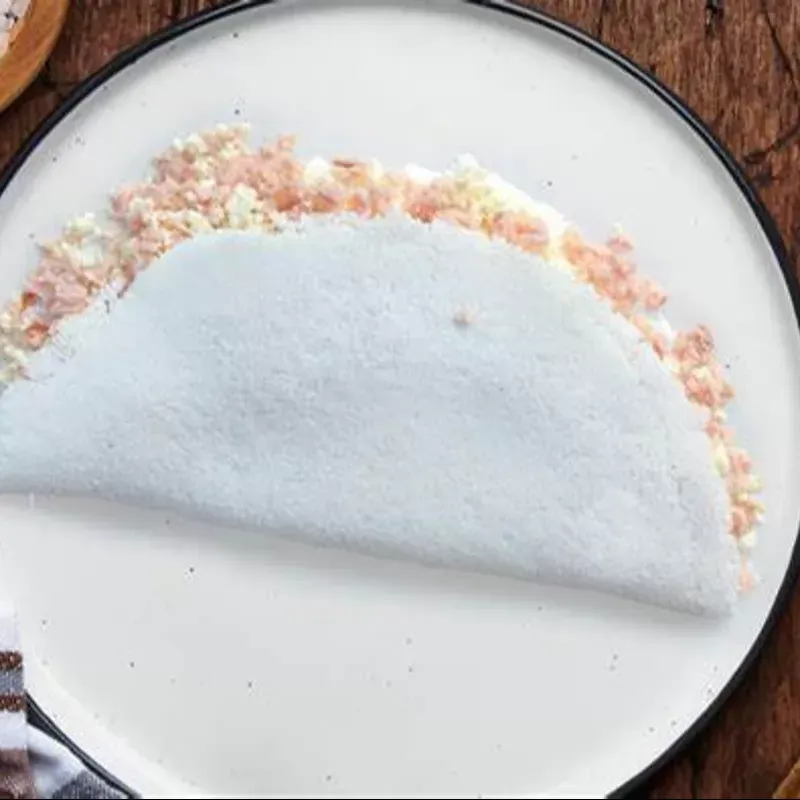 Tapioca de peito de peru com queijo minas