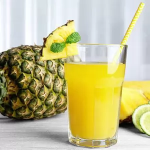 Suco de abacaxi